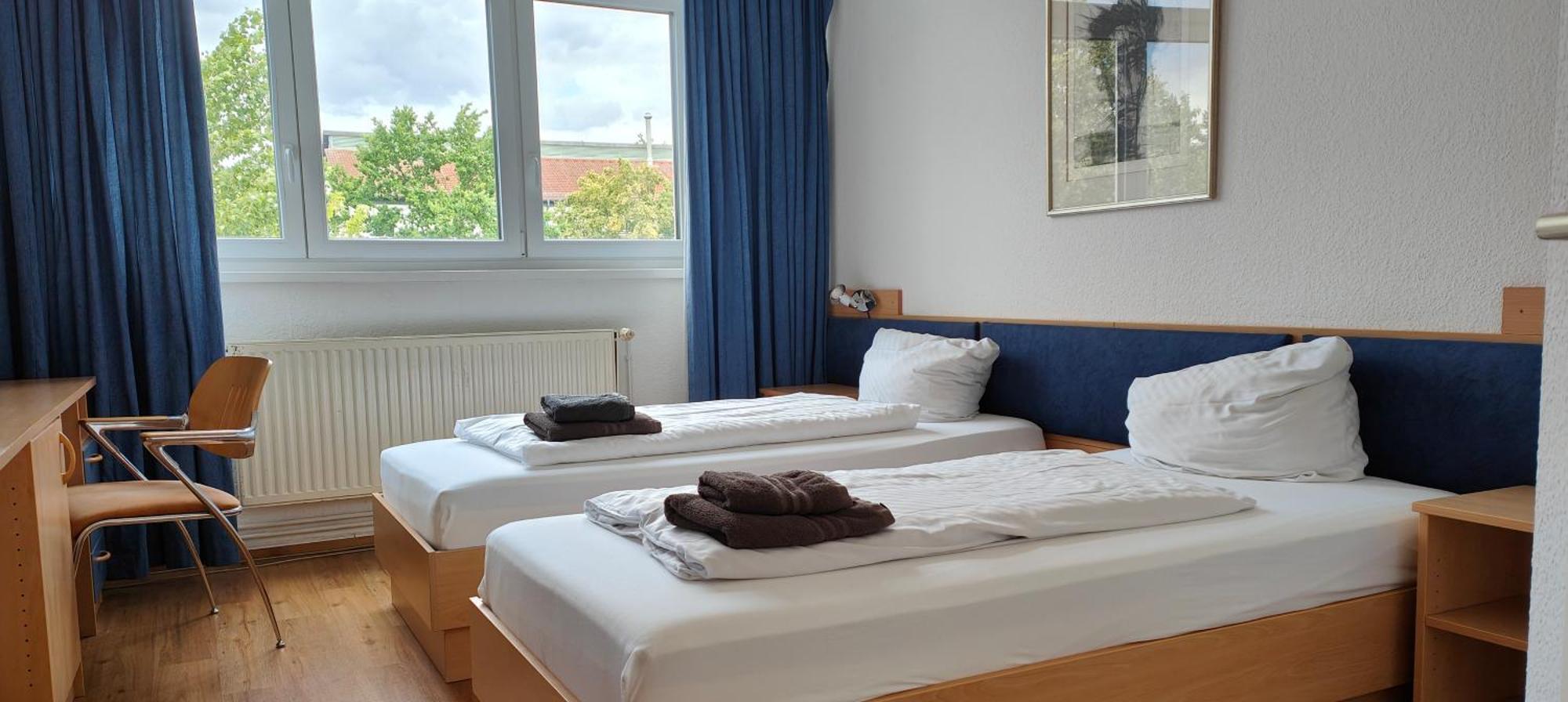 Hw Hotel - Haus Am Niederfeld Berlin Luaran gambar