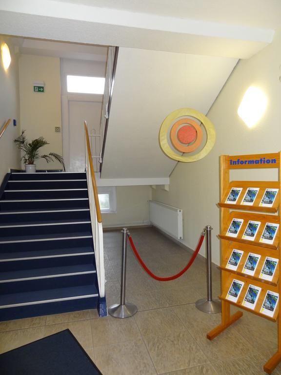 Hw Hotel - Haus Am Niederfeld Berlin Luaran gambar